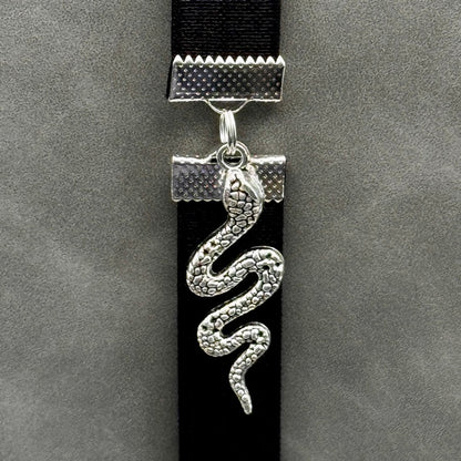 Marcapáginas elástico Nagini de Harry Potter